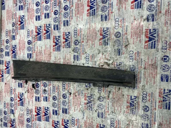 6Q4839902D | VW Polo Arka Kapı Çıtası VAG