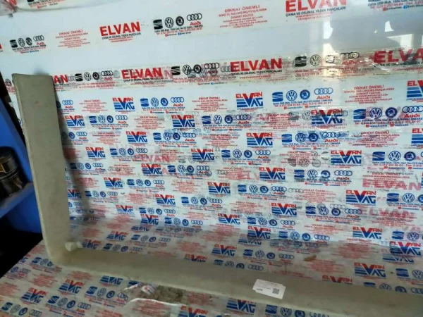 7H5867624F | VW Transporter Sürgülü Kapı Hoparlör Kapağı VAG