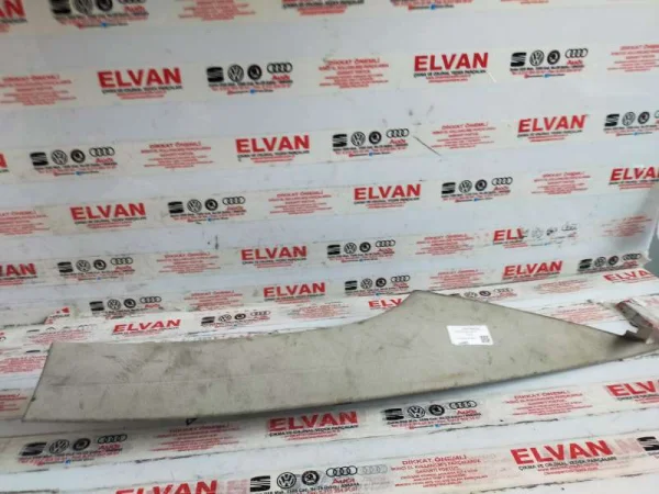 7H6867234 | Sağ Ön Direk İç Kaplaması VAG
