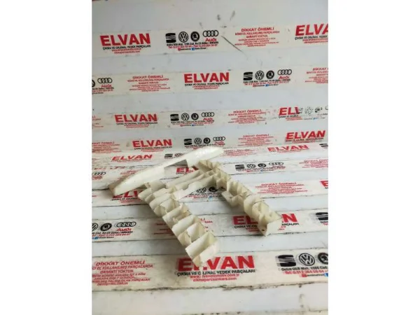 7L0880672D | VW Touareg Deformasyon Elemanı VAG