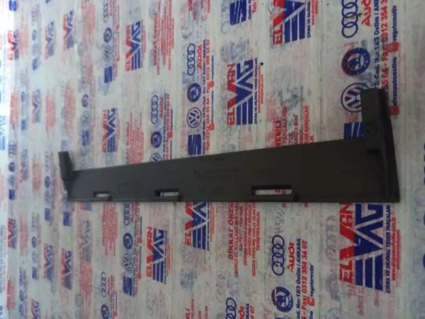 7M0858909D | Seat Alhambra İç Kapak Plakası VAG