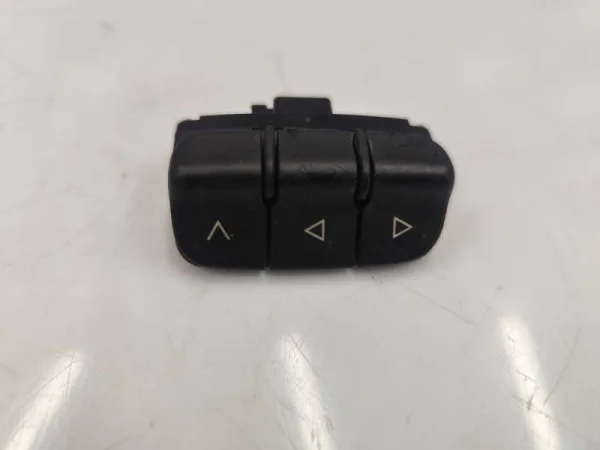 8E0951527L | Sol Direksiyon Kumanda Düğmesi | Audi A4, A6, A8 VAG