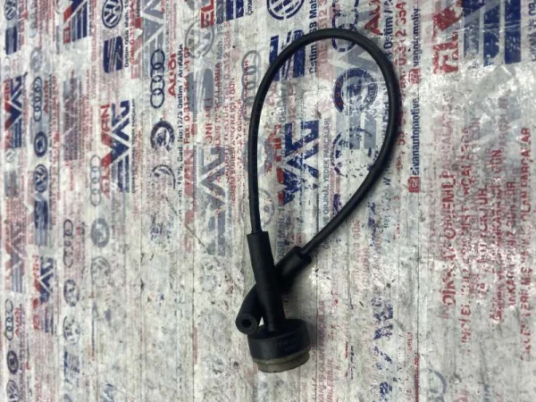 037133843A | Hava Filtresi | VW Caddy, Golf - Seat Alhambra, Cordoba - Skoda Fabia, Octavia VAG
