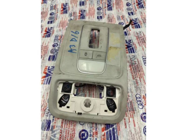 8V0947135C | İç Tavan Aydınlatma Lambası | Audi A3, RS 3 VAG