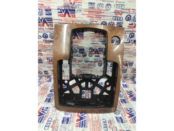 4L0864261B | Audi Q7 Vites Çerçevesi VAG