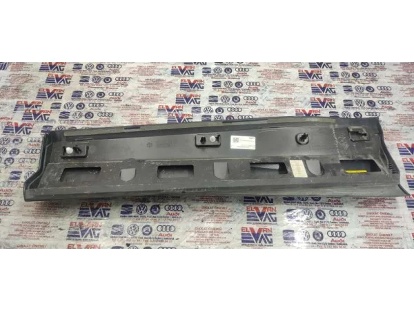 83A853970A | Audi Q3 Sağ Arka Kapı Bandı VAG