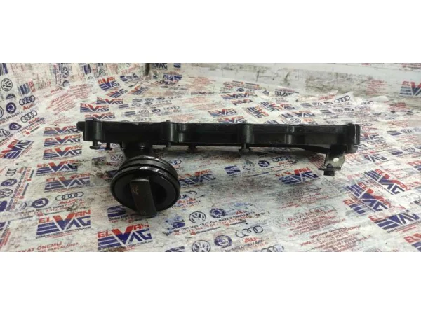 059971845C | Yakıt Borusu Braketi | Audi A4, A6, A8, Q7 VAG