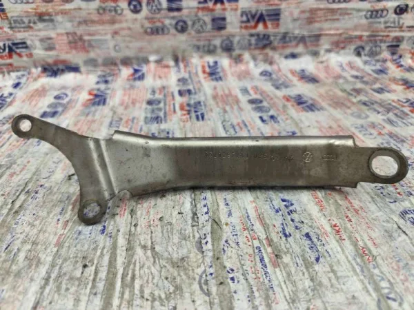 03L129723J | EGR Soğutucu Braketi | VW Golf, Jetta VAG