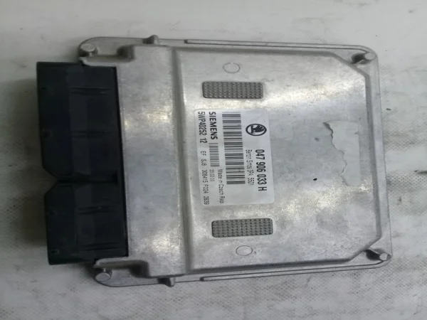 047906033H | Skoda Fabia Motor Beyni VAG