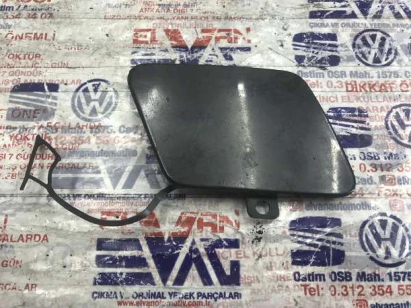 5G0807155D | Ön Tampon Çeki Demiri Kapağı VAG