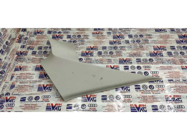 5E6867287 | Skoda Octavia Sol Arka Direk Kaplaması VAG