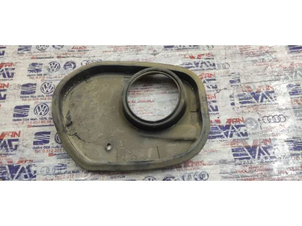 2GA809933B | VW T-Roc Depo Kapağı Yuvası VAG