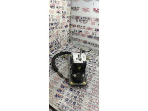 4L2713041AF | Otomatik Vites Seçici Mekanizması VAG