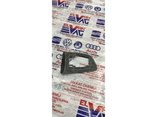 1K8837088 | Skoda Superb Dış Kapı Kolu Altlığı VAG