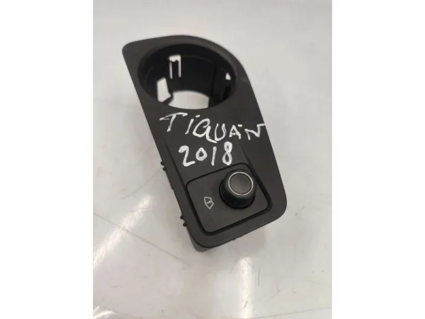 5NC858341B | VW Tiguan Kumanda Çerçevesi VAG