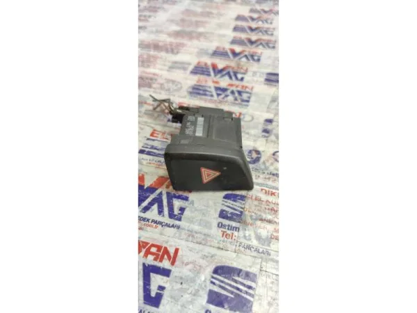 8R2941509 | Audi Q5 Dörtlü Flaşör Düğmesi VAG