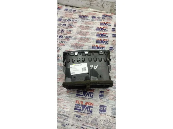 8V0819203 | Arka Havalandırma Izgarası | Audi A3, RS 3 VAG