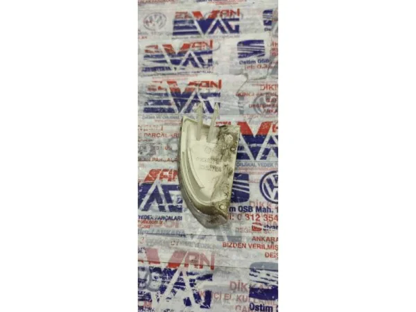 3C8807718A | VW Passat Ön Sağ Tampon Reflektörü VAG