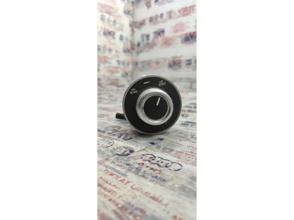 7P2941435 | VW Touareg Yokuş İniş Destek Düğmesi VAG