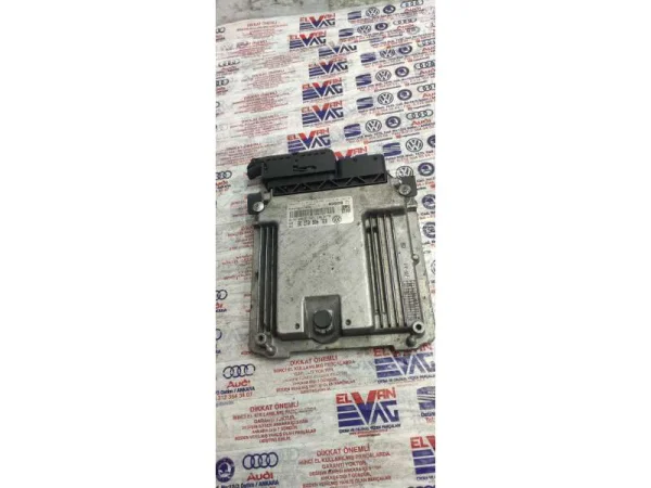 03L906012DE | VW Passat Motor Beyni VAG