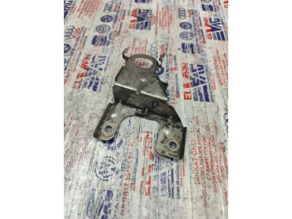 030103777 | Motor Takozu Braketi | VW Caddy, Polo - Seat Cordoba, Ibiza, Inca VAG