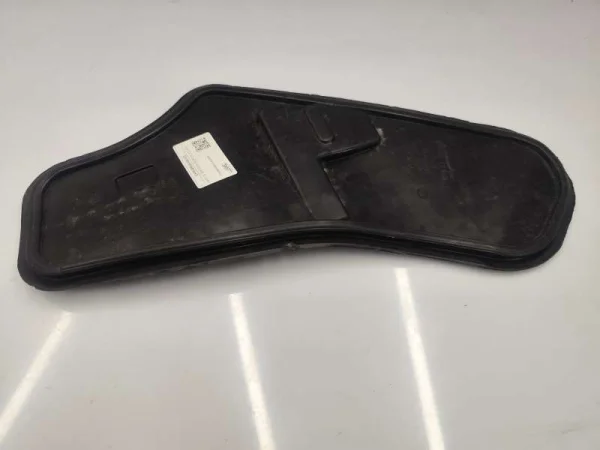 8R0839915D | Audi Q5 Arka Sol Kapı Kilit Mekanizma Kapağı VAG