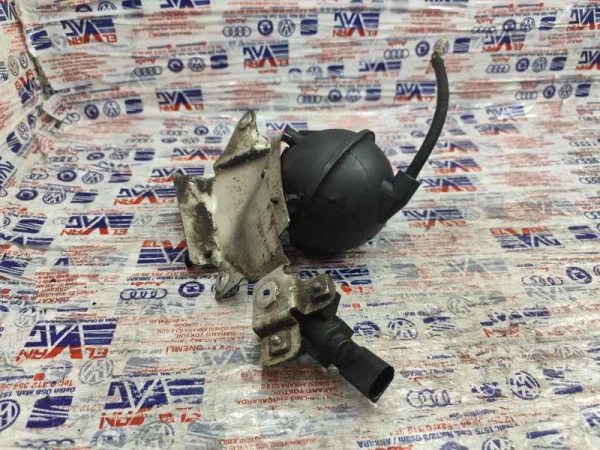 7P0199253 | VW Touareg Vakum Valfi VAG