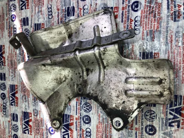 4B0301325A | Şanzıman Isı Kalkanı | Audi A4, A6, A8 VAG