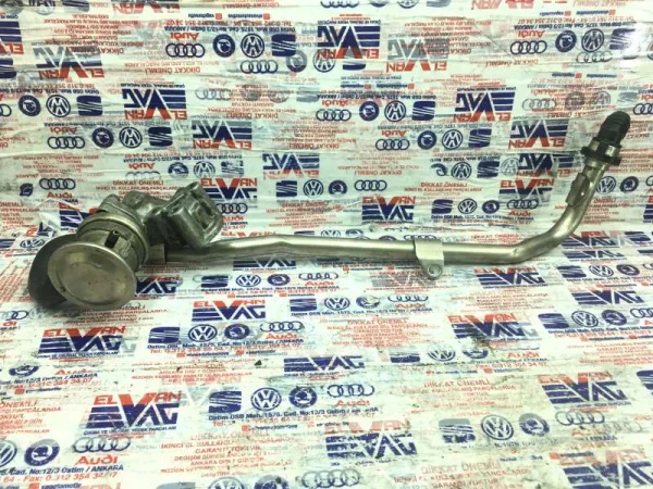 06B133817J | Hava Emiş Borusu | VW Passat - Audi A4, A6 VAG