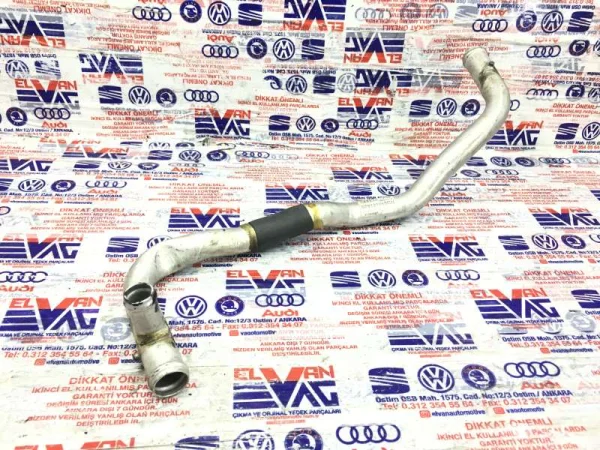 079121065CH | Audi A8 Sağ Soğutma Suyu Borusu VAG