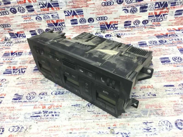 4D0820043N | Audi A8 Klima Kontrol Paneli VAG