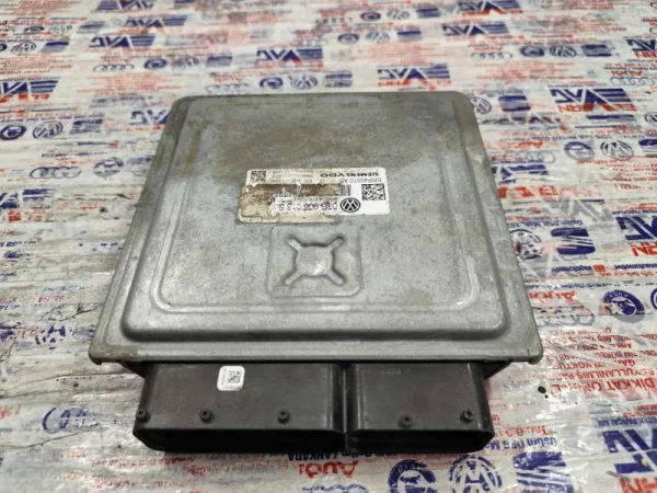 03G906018S | VW Passat Motor Beyni VAG