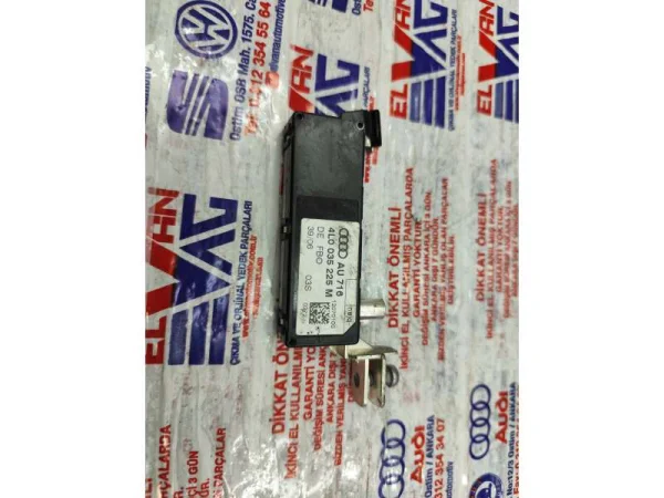 4L0035225M | Audi Q7 Anten Amplifikatörü VAG