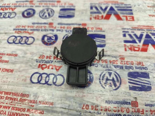 8V0907613 | Yağmur Sensörü | Audi A3, Q3, RS 3, RS Q3 VAG