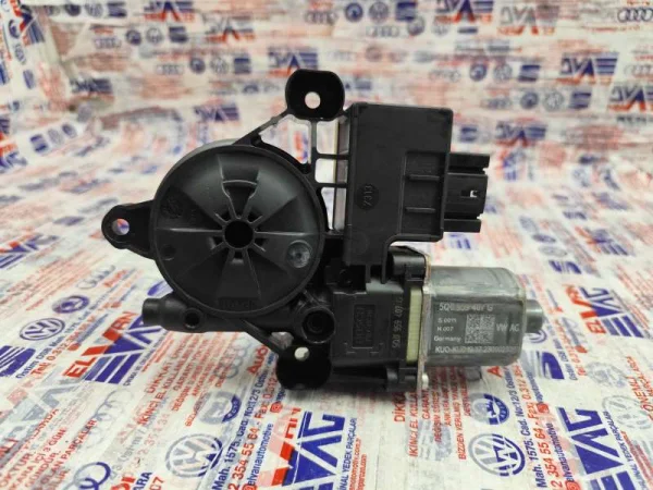 5Q0959407G | VW Golf Elektrikli Arka Cam Kaldırma Motoru VAG