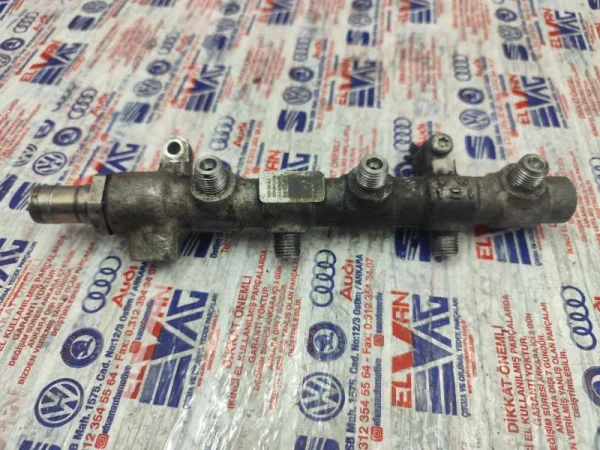 059130090EB | Sağ Yakıt Dağıtım Borusu | Audi A4, A5, A6, A7, A8, Q5 VAG