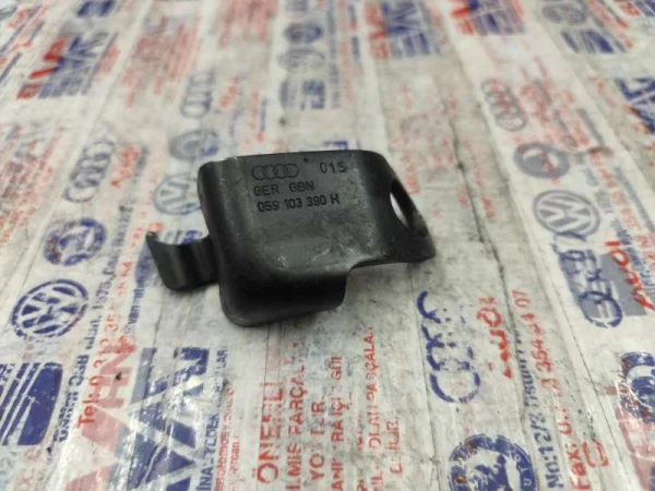 059103390H | Arka Motor Taşıma Kulagı | Audi A4, A5, A6, A7, A8, Q5 VAG