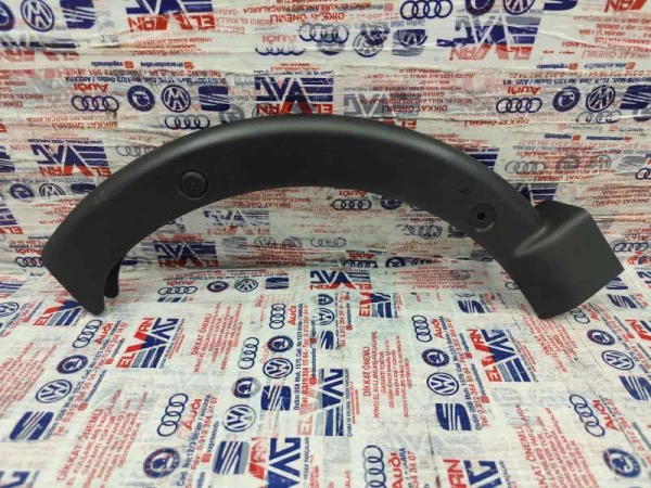 8W5971822 | Audi A4 Bagaj Menteşe Kaplaması VAG