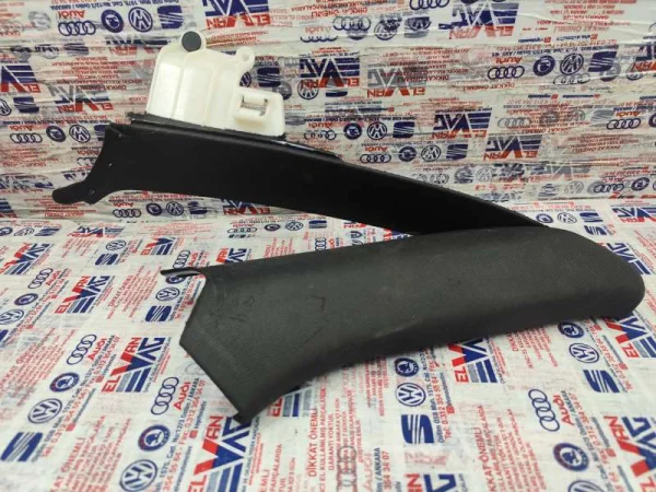 8W5867287C | Audi A4 Arka Sol C Direk Kaplaması VAG