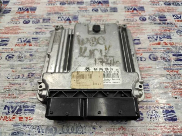 070906016EA | VW Transporter Motor Beyni VAG