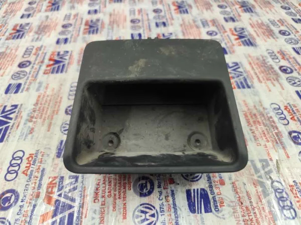 1K5863383C | Orta Konsol Raf Gözü | VW Eos, Golf, Jetta, Scirocco VAG
