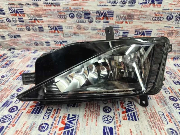 510941662E | VW Golf Sağ Sis Farı VAG