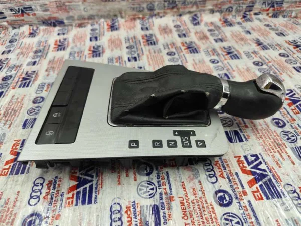5E1713203L | Skoda Octavia Vites Çerçevesi VAG
