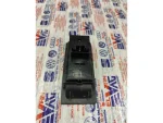 5E0959857 | Skoda Octavia Sol Ön Cam Açma Düğmesi - 3