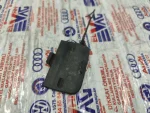 4M0807442C | Arka Tampon Çeki Demiri Kapağı - 3