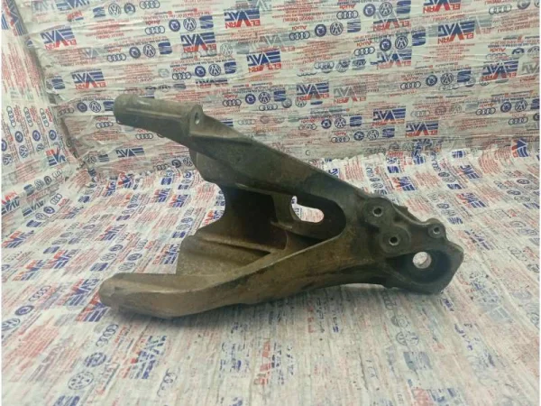7LA199370 | Motor Kulak Braketi VAG