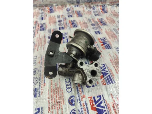 06A971845AE | Hava Pompası Braketi | VW Bora, Golf - Audi A3, TT - Seat Ibiza, Leon VAG