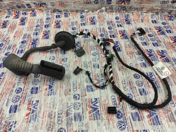 5NA971693BM | Sol Arka Kapı Tesisatı VAG