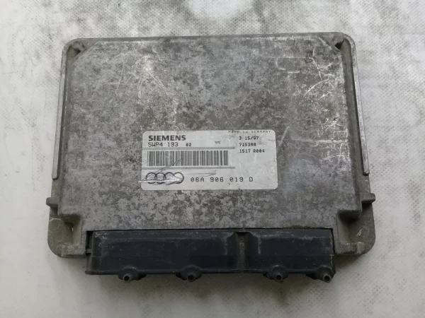 06A906019D | Audi A3 Motor Beyni VAG