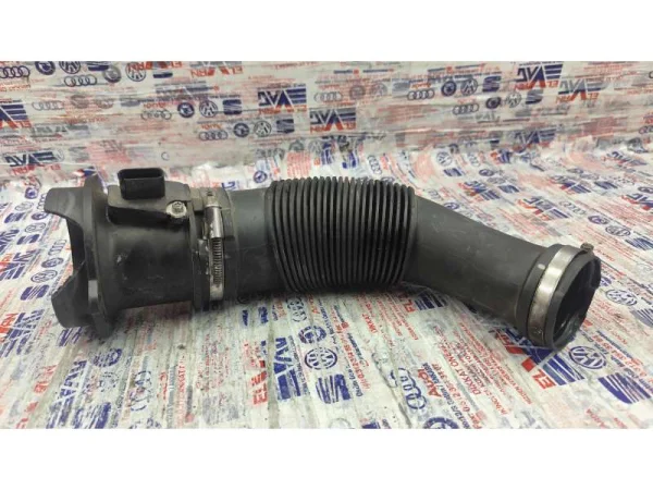 059129629A | Hava Filtresi Hortumu | Audi A4, A5 VAG